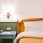 라인들스 파르텐키르헤너 호프 4*