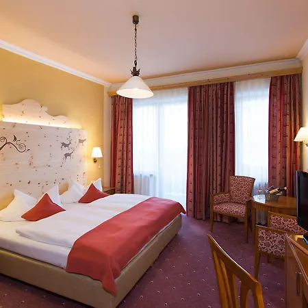 Hotel Henri 4*