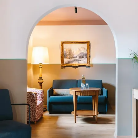 Hotel Henri