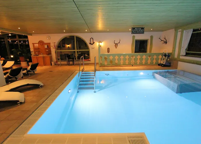 Henri Hotel