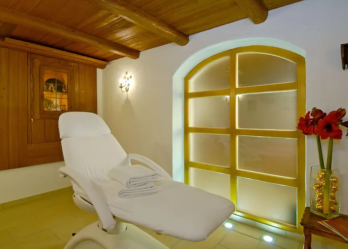 Hotel Henri 4*
