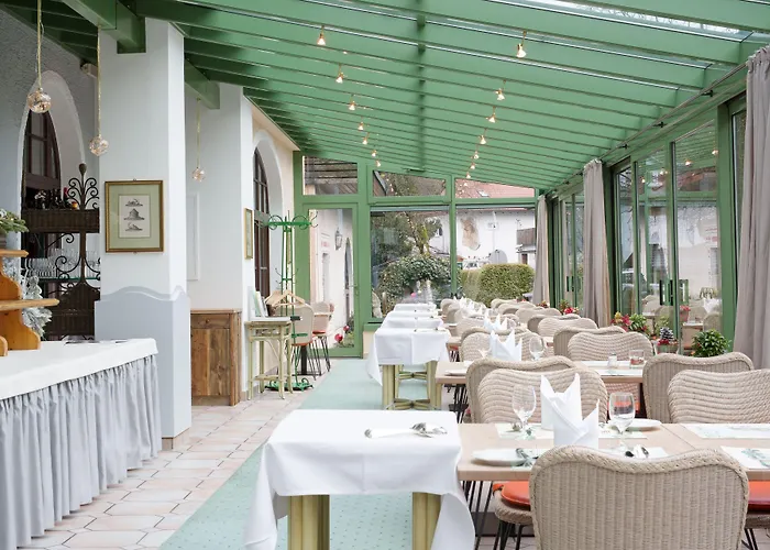 Henri Hotel 4*